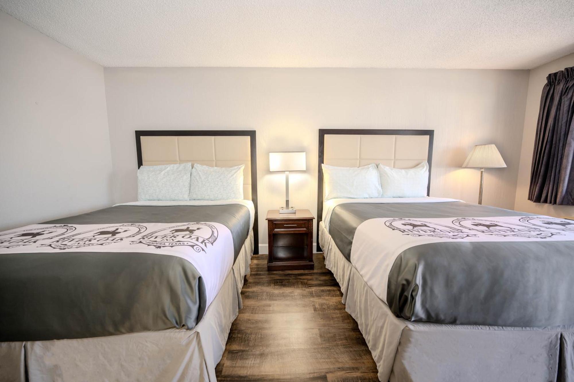 River Oak Inn Bandera Ngoại thất bức ảnh